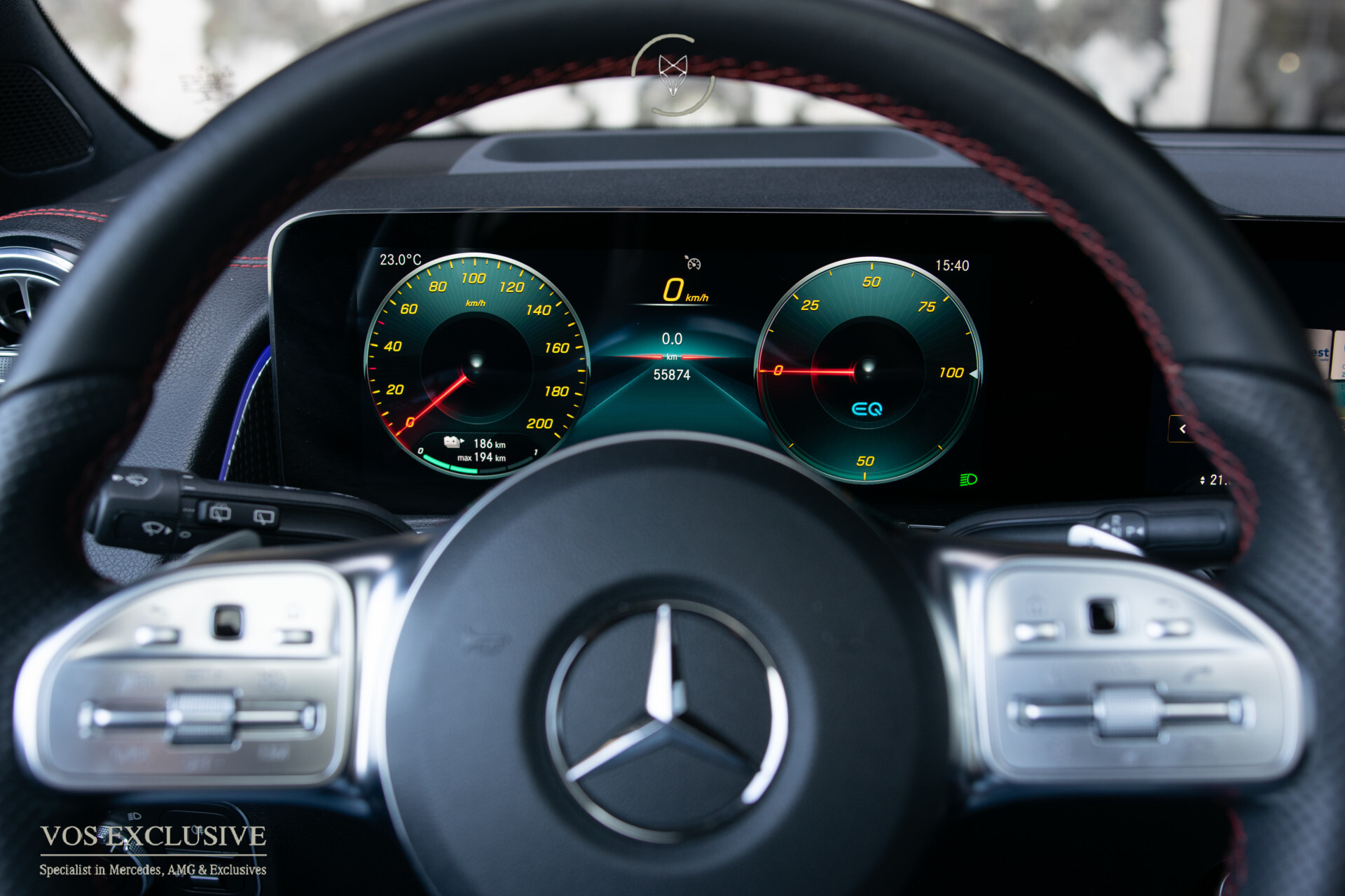 Mercedes-Benz EQB 300 4MATIC AMG 67 kWh 7-persoons | Night | Keyless | SOH 97,9% | Verw-stln | Cruise | 360° | Panorama | HUD | Sfeer | Nieuwprijs €74.626 Foto 35