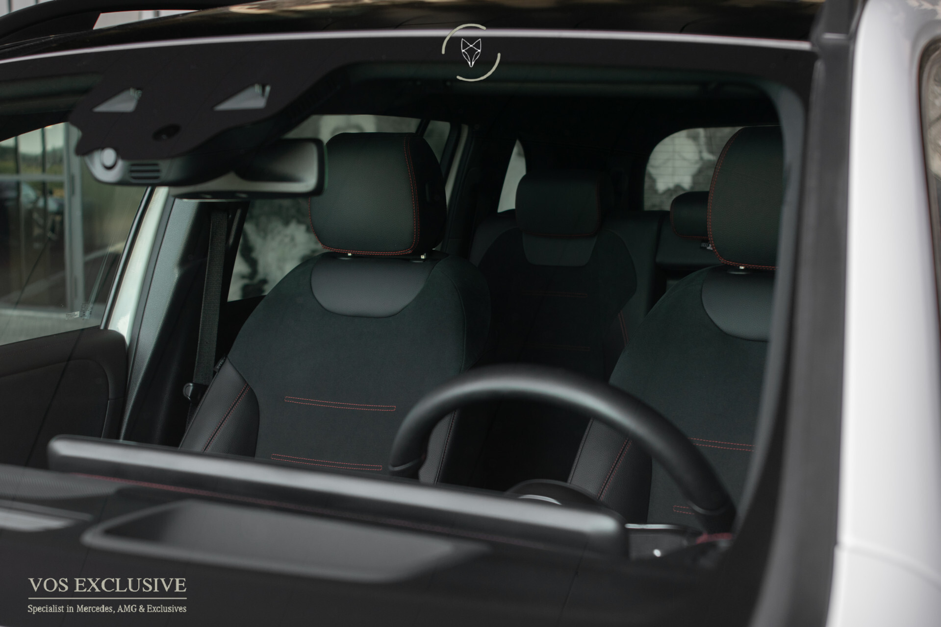 Mercedes-Benz EQB 300 4MATIC AMG 67 kWh 7-persoons | Night | Keyless | SOH 97,9% | Verw-stln | Cruise | 360° | Panorama | HUD | Sfeer | Nieuwprijs €74.626 Foto 40