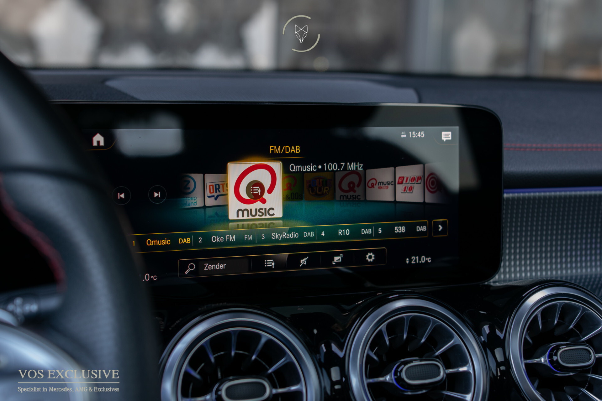 Mercedes-Benz EQB 300 4MATIC AMG 67 kWh 7-persoons | Night | Keyless | SOH 97,9% | Verw-stln | Cruise | 360° | Panorama | HUD | Sfeer | Nieuwprijs €74.626 Foto 41