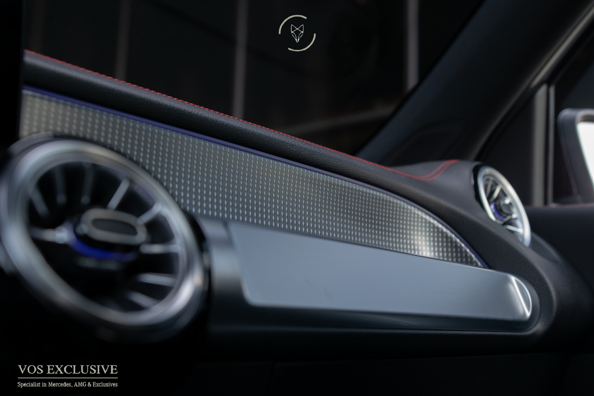 Mercedes-Benz EQB 300 4MATIC AMG 67 kWh 7-persoons | Night | Keyless | SOH 97,9% | Verw-stln | Cruise | 360° | Panorama | HUD | Sfeer | Nieuwprijs €74.626 Foto 44