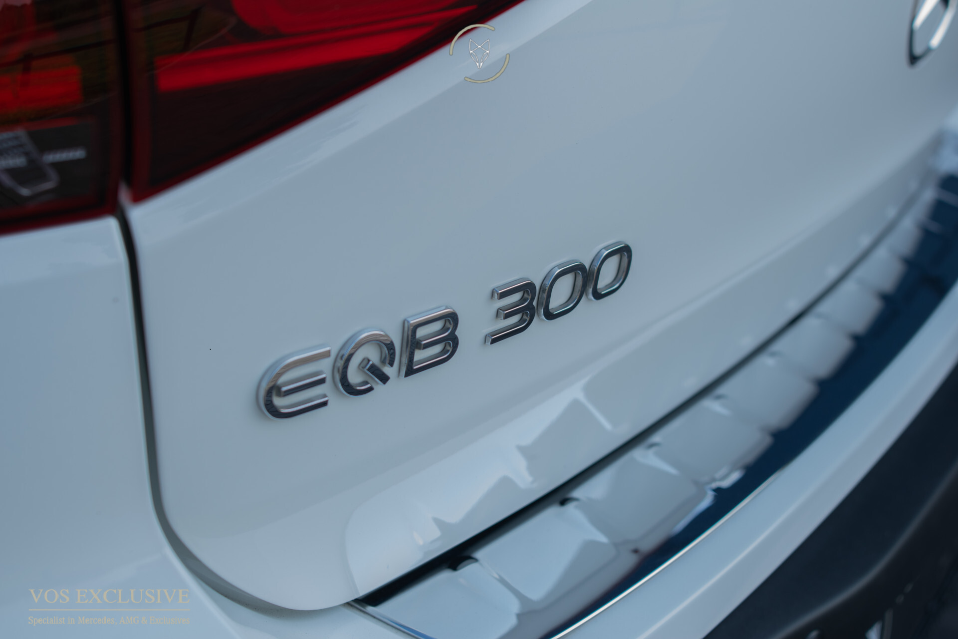 Mercedes-Benz EQB 300 4MATIC AMG 67 kWh 7-persoons | Night | Keyless | SOH 97,9% | Verw-stln | Cruise | 360° | Panorama | HUD | Sfeer | Nieuwprijs €74.626 Foto 50