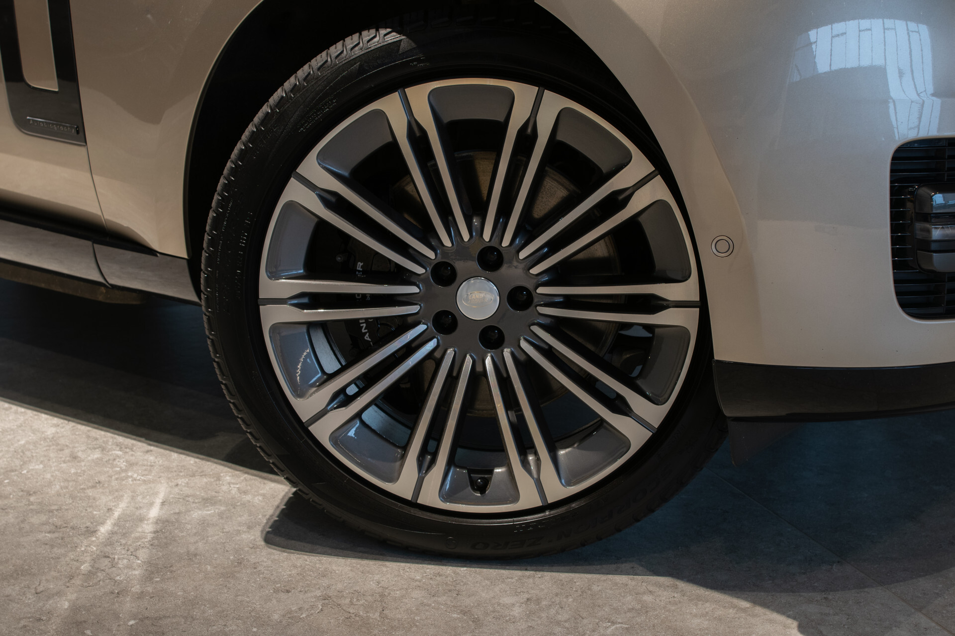 Land Rover Range Rover 3.0 P550e Autobiography PHEV Meridian 3D | Shadow | ACC | Massage | 4x stoelkoeling | HUD | 1e eigenaar | 360° | Garantie t/m 26-09-2029 Foto 59