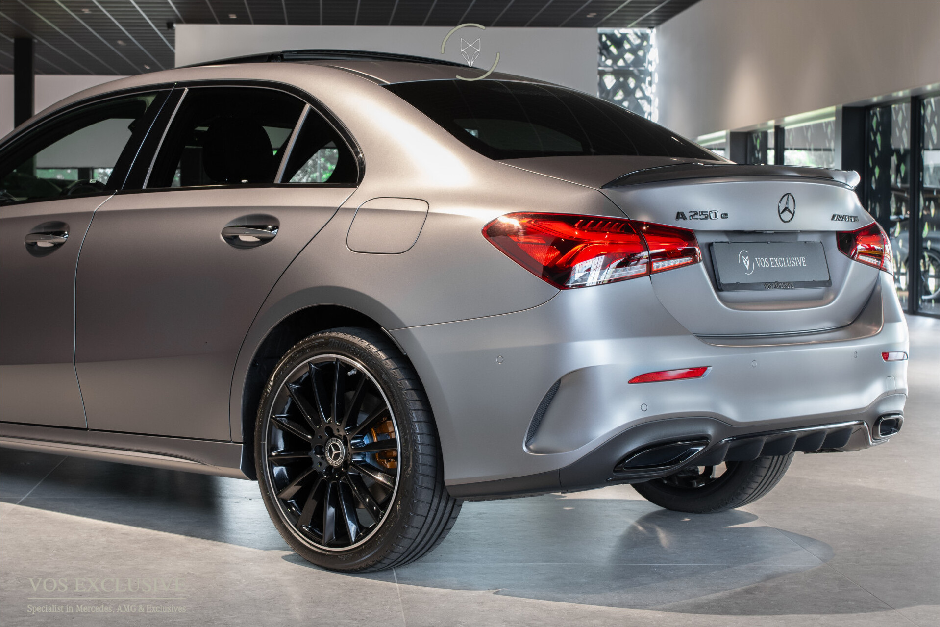 Mercedes-Benz A-Klasse 250 e AMG Limousine MANUFAKTUR | ACC | Night | Keyless-go | Premium Plus | HUD | MULTIBEAM | 360° | Advanced sound | 19" AMG Foto 11
