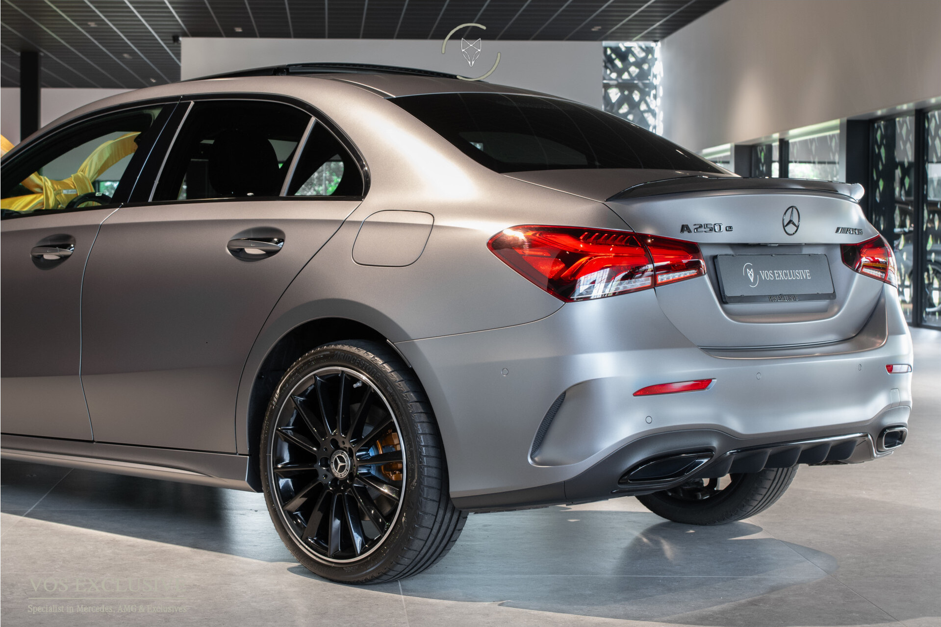 Mercedes-Benz A-Klasse 250 e AMG Limousine MANUFAKTUR | ACC | Night | Keyless-go | Premium Plus | HUD | MULTIBEAM | 360° | Advanced sound | 19" AMG Foto 5