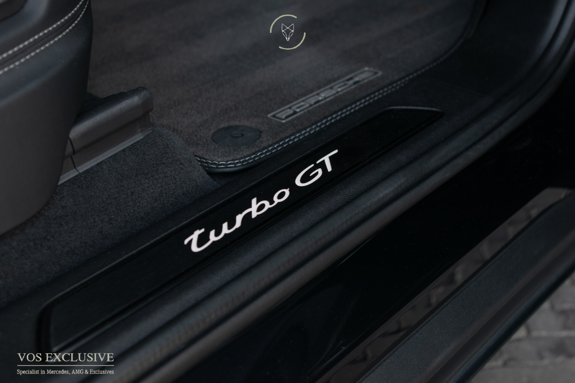 Porsche Cayenne Coupé 4.0 Turbo GT Carbon | Manufaktur | Ceramic | Burmester 3D | Stoelventilatie | 18-voudig | Innodrive | Softclose | 360° | Keyless | HUD | Approved t/m Foto 35