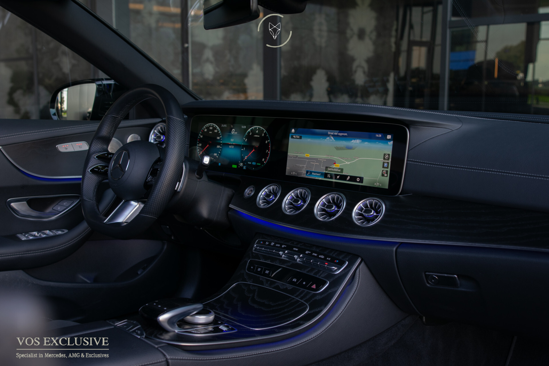 Mercedes-Benz E-Klasse Cabriolet 200 AMG 53 styling | Night | 20" | Facelift | Widescreen | Airscarf | Camera | LED | Sfeerverlichting Foto 39
