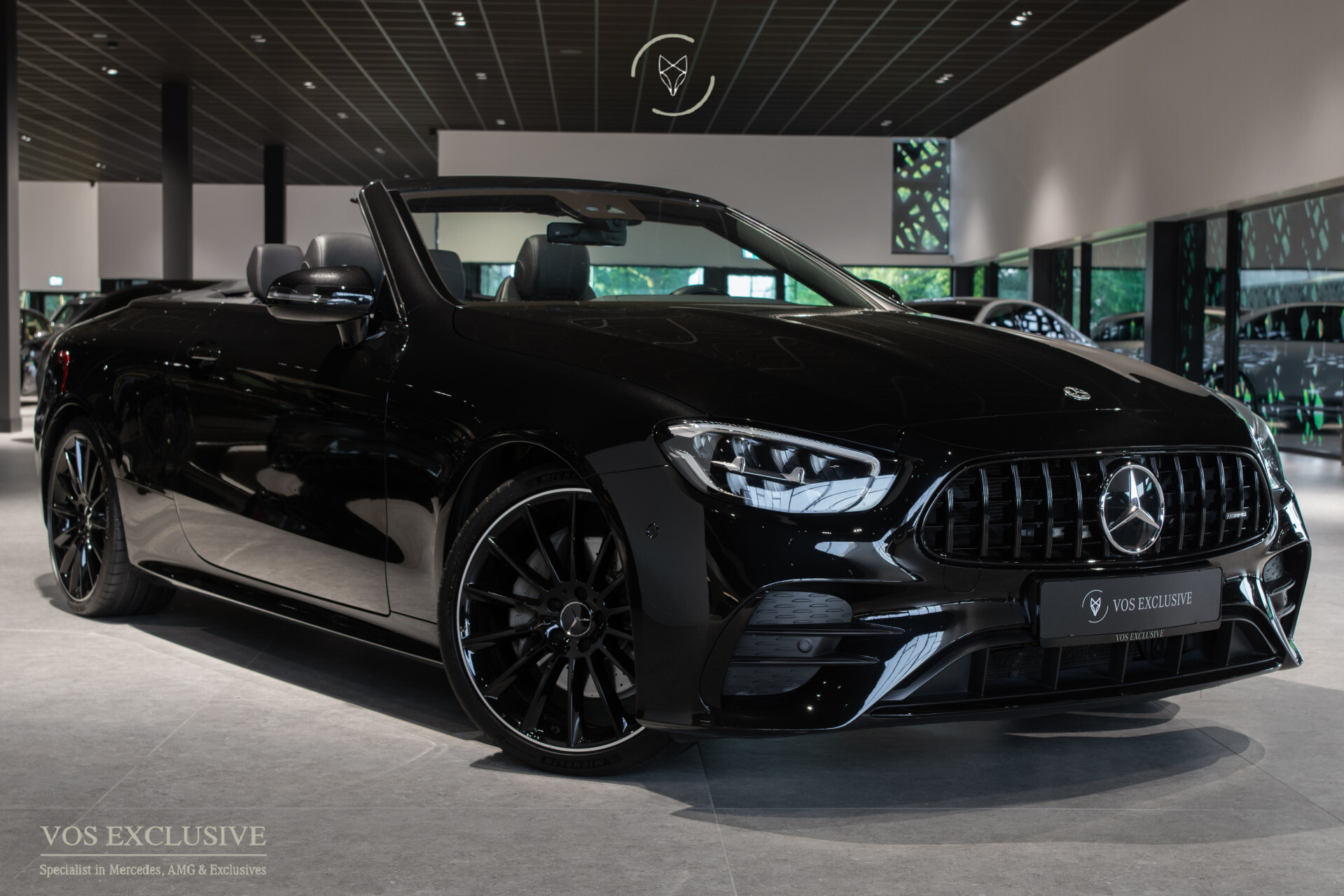 Mercedes-Benz E-Klasse Cabriolet 200 AMG 53 styling | Night | 20" | Facelift | Widescreen | Airscarf | Camera | LED | Sfeerverlichting Foto 5