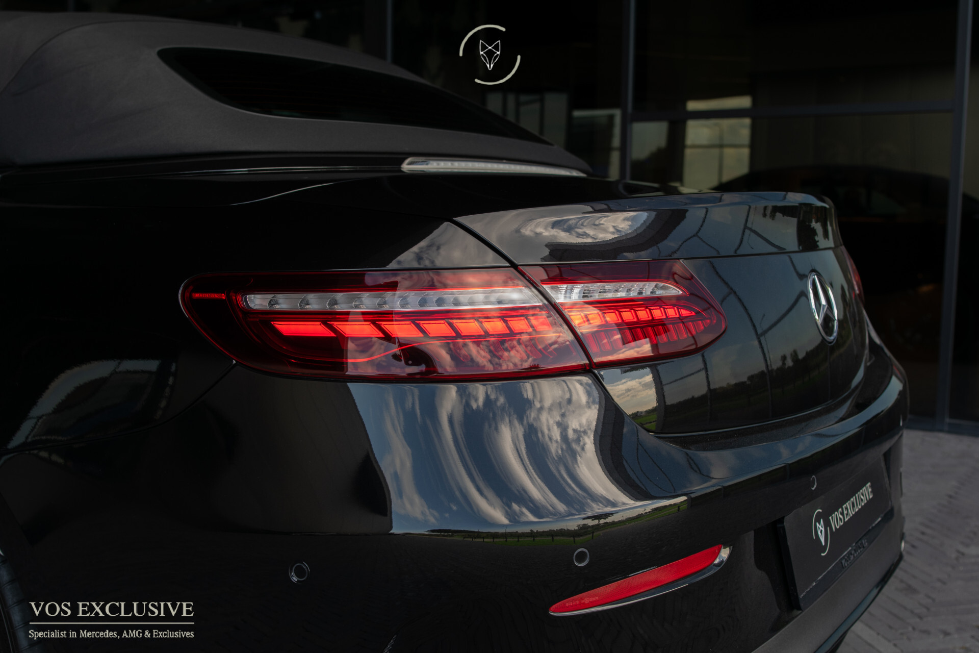 Mercedes-Benz E-Klasse Cabriolet 200 AMG 53 styling | Night | 20" | Facelift | Widescreen | Airscarf | Camera | LED | Sfeerverlichting Foto 51