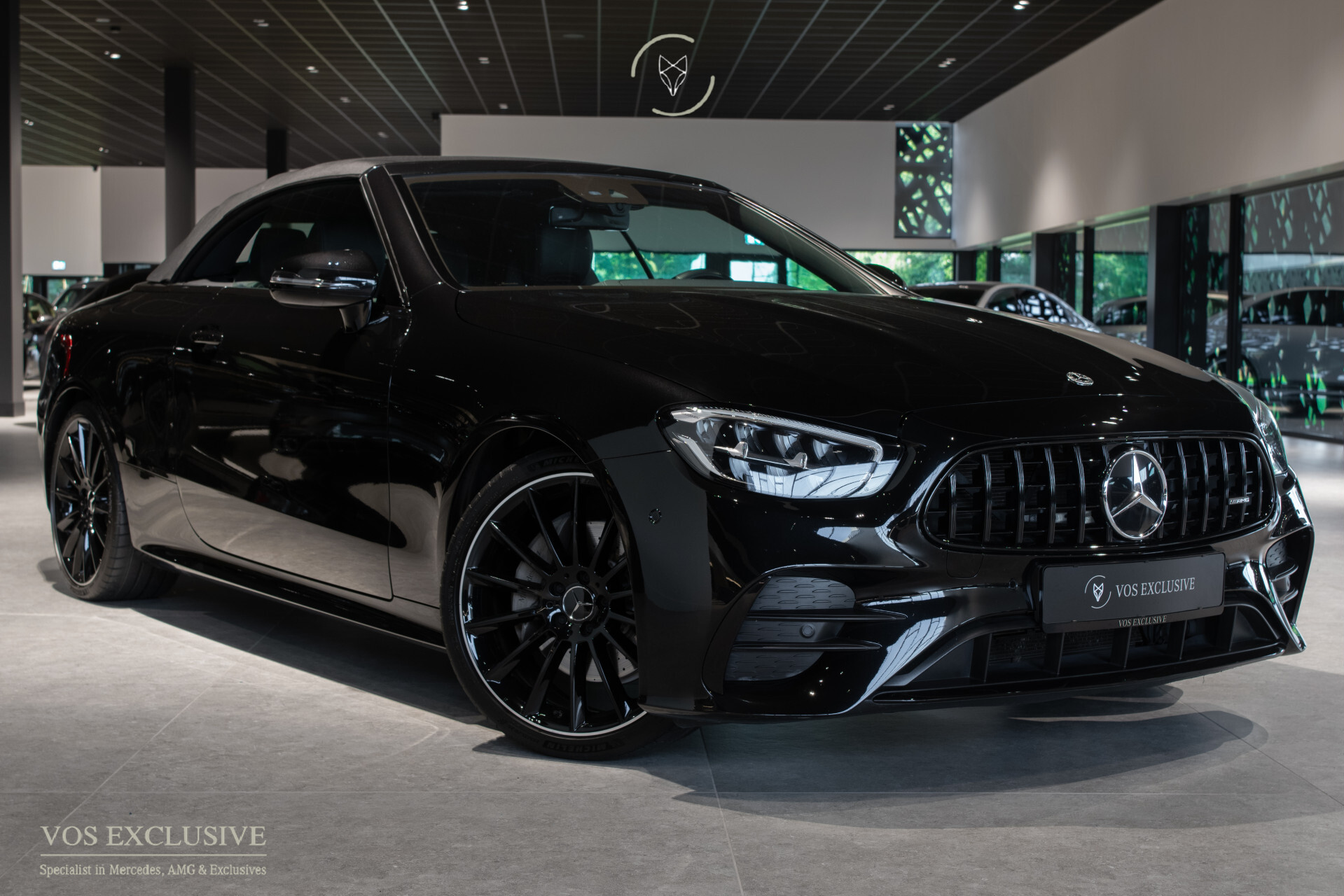Mercedes-Benz E-Klasse Cabriolet 200 AMG 53 styling | Night | 20" | Facelift | Widescreen | Airscarf | Camera | LED | Sfeerverlichting Foto 6