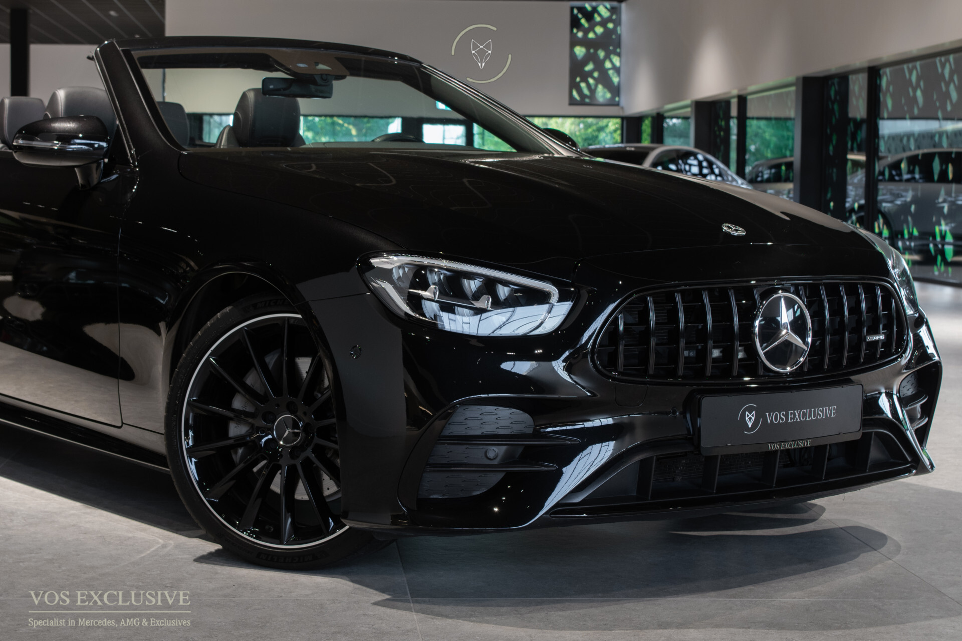 Mercedes-Benz E-Klasse Cabriolet 200 AMG 53 styling | Night | 20" | Facelift | Widescreen | Airscarf | Camera | LED | Sfeerverlichting Foto 64