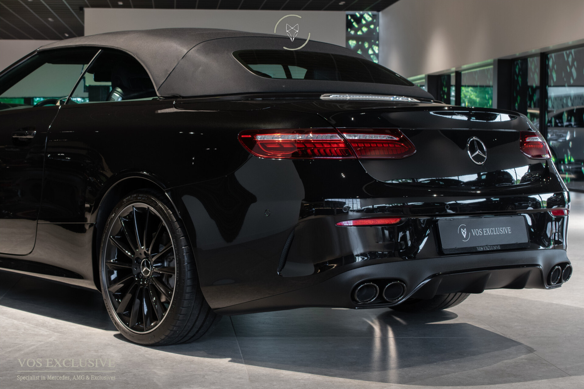 Mercedes-Benz E-Klasse Cabriolet 200 AMG 53 styling | Night | 20" | Facelift | Widescreen | Airscarf | Camera | LED | Sfeerverlichting Foto 67