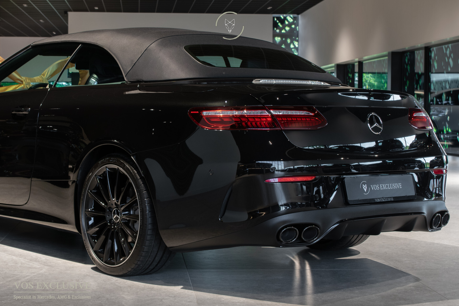 Mercedes-Benz E-Klasse Cabriolet 200 AMG 53 styling | Night | 20" | Facelift | Widescreen | Airscarf | Camera | LED | Sfeerverlichting Foto 70