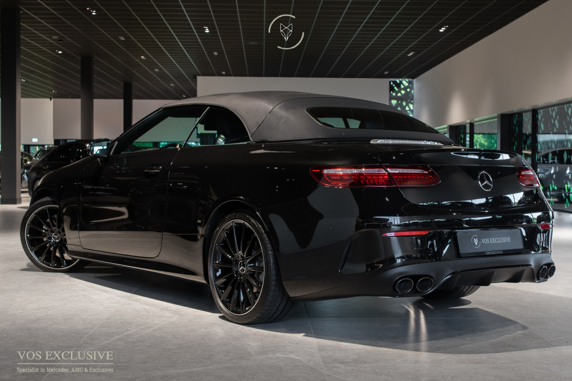 Mercedes-Benz E-Klasse Cabriolet 200 AMG 53 styling | Night | 20" | Facelift | Widescreen | Airscarf | Camera | LED | Sfeerverlichting Foto 8