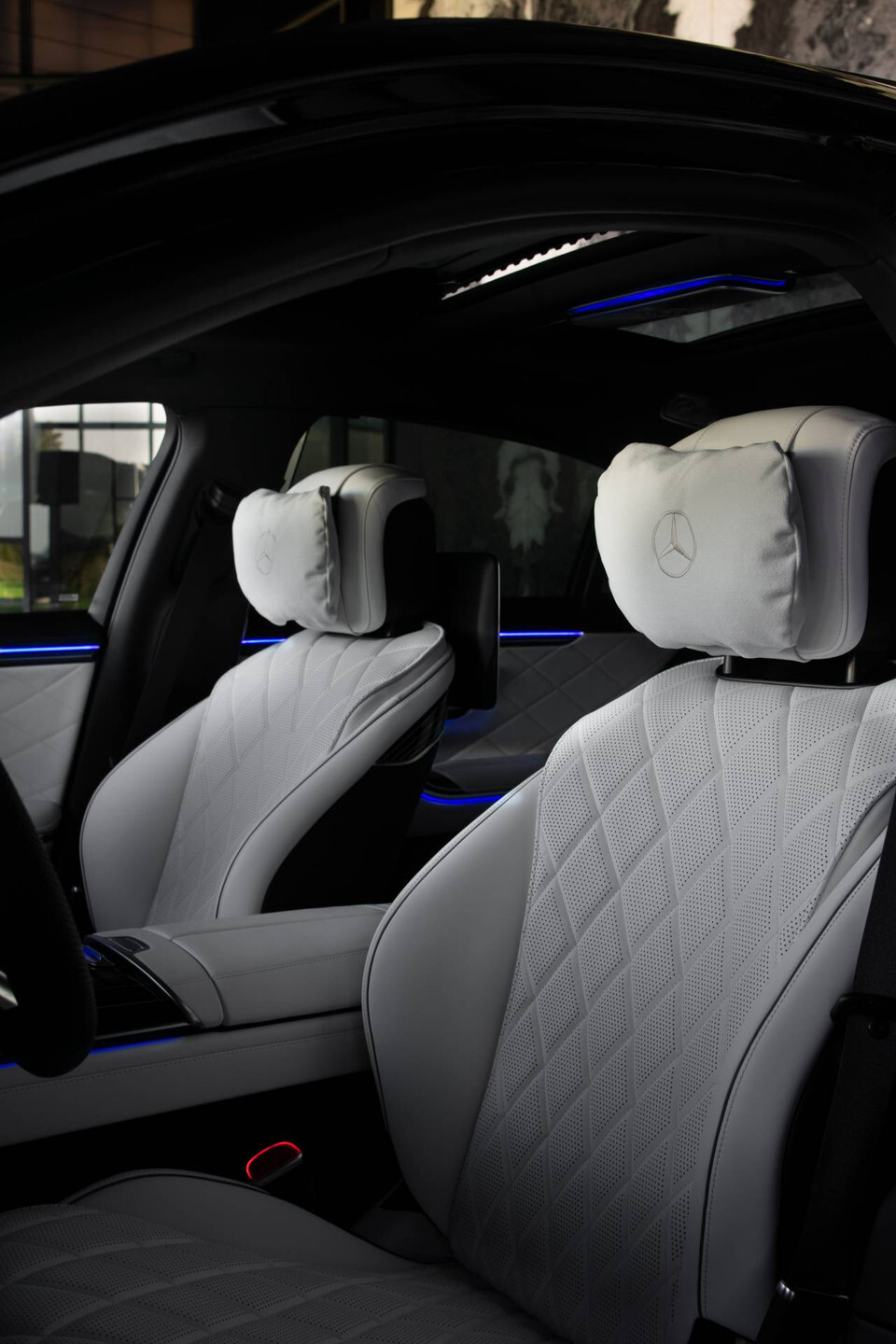 Mercedes-Benz S-Klasse 580 e 4MATIC Facelift | First Class | Burmester 4D | Manufaktur | Night | Klaptafels | 4xMassage/stoelkoeling | 360° | Keyless | Entertainment | Koe Foto 9
