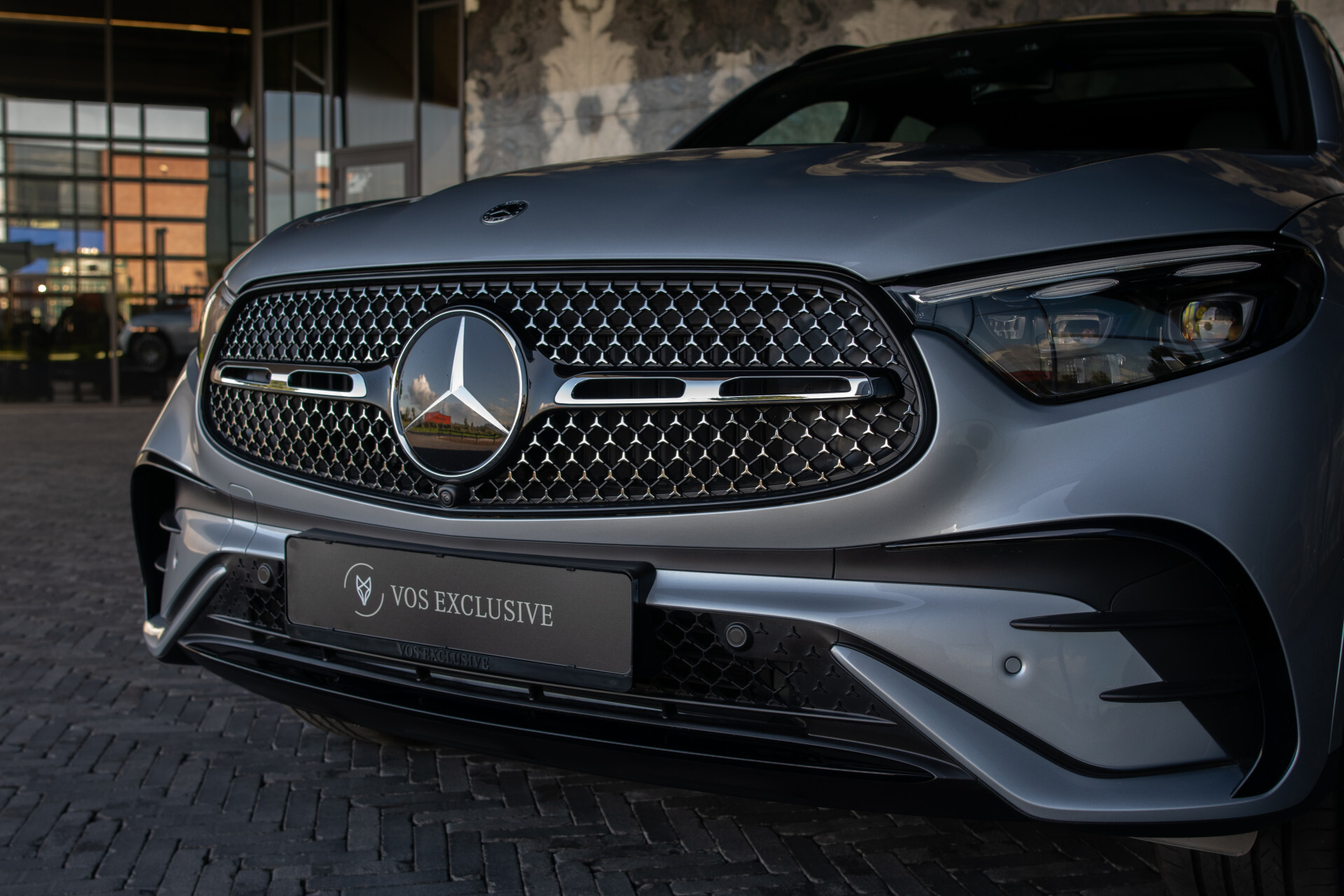 Mercedes-Benz GLC 400e 4M Edition AMG Luchtvering | Achterasbesturing | Rijassistentie Plus | Night | Stoelkoeling | Digital Light | Burmester 3D | Pano | Keyless Foto 49