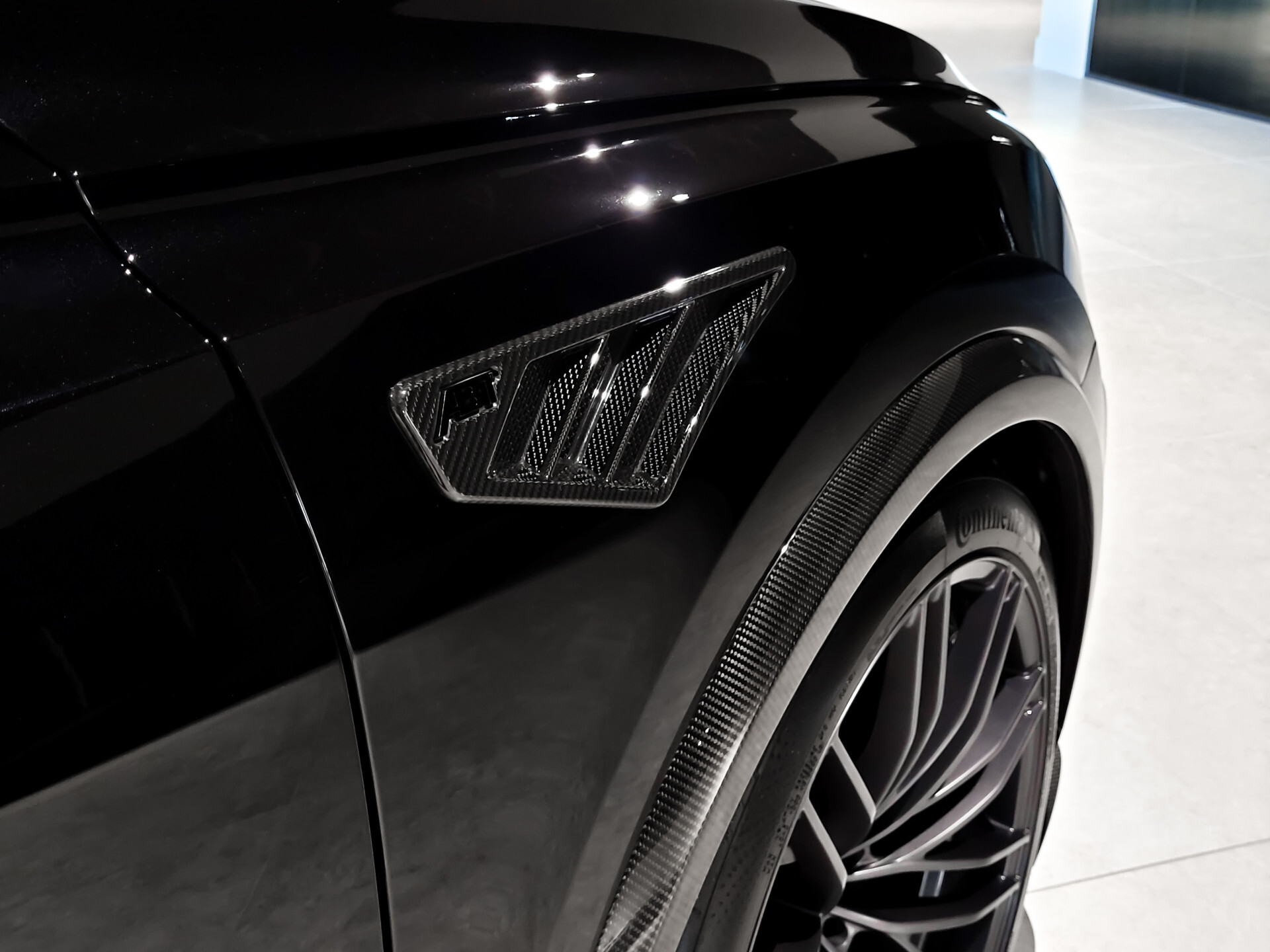 Audi Q8 4.0 TFSI RS Q8 R ABT 1 of 125 740PK | Carbon | FULL OPTIONS Foto 10
