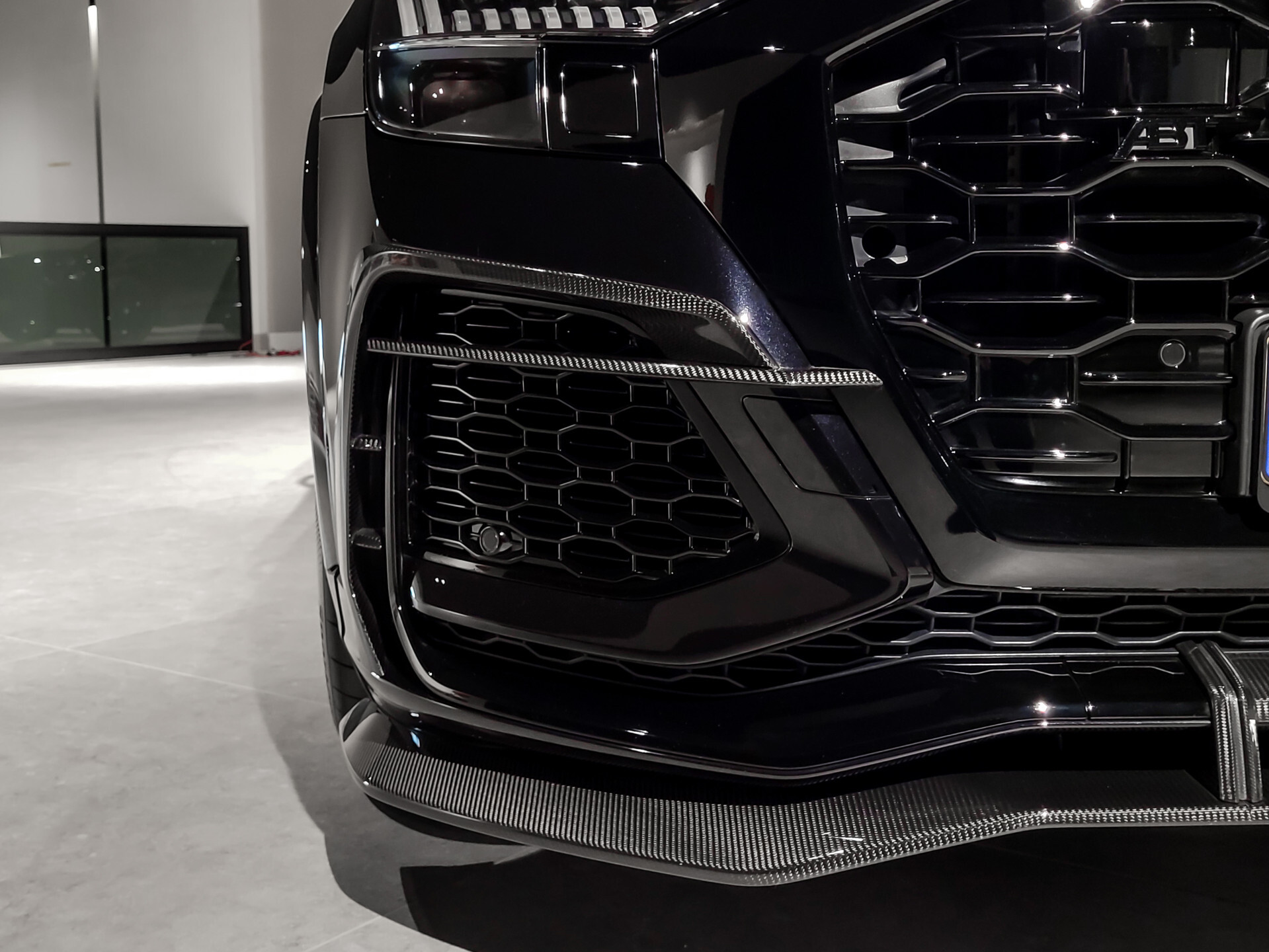 Audi Q8 4.0 TFSI RS Q8 R ABT 1 of 125 740PK | Carbon | FULL OPTIONS Foto 30