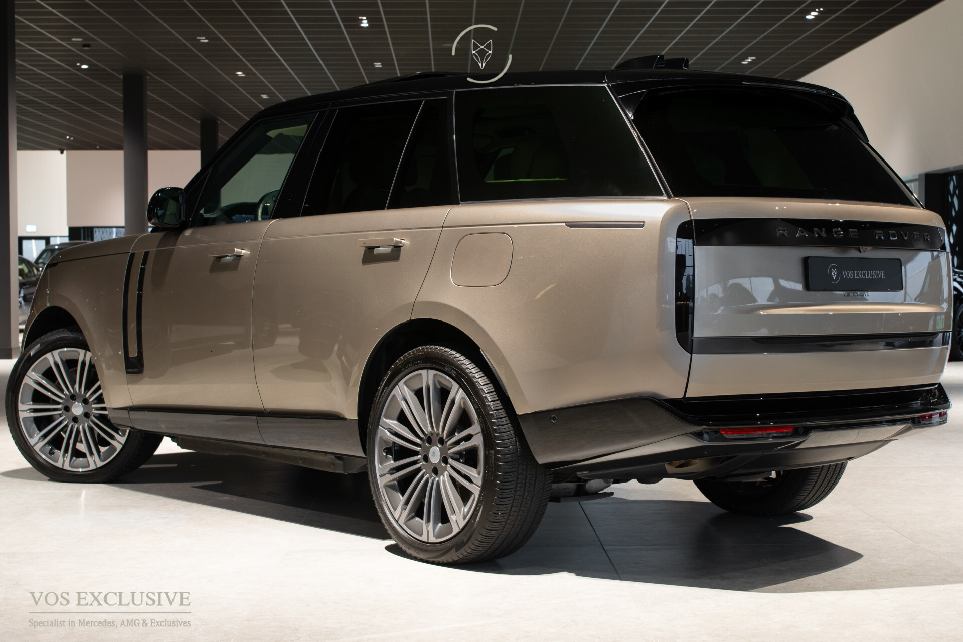 Land Rover Range Rover 3.0 P550e Autobiography PHEV Meridian 3D | Shadow | ACC | Massage | 4x stoelkoeling | HUD | 1e eigenaar | 360° | Garantie t/m 26-09-2029 Foto 2