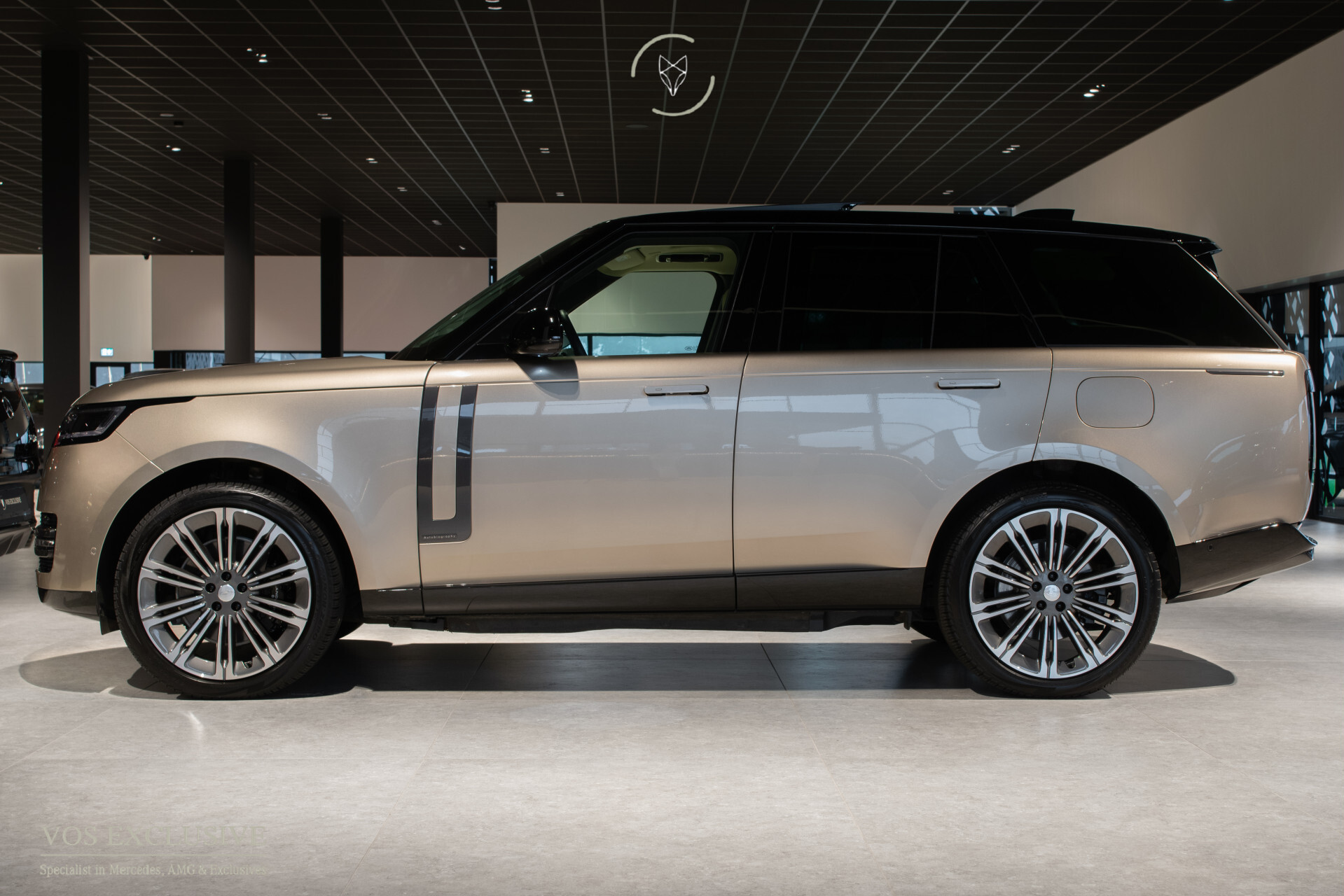Land Rover Range Rover 3.0 P550e Autobiography PHEV Meridian 3D | Shadow | ACC | Massage | 4x stoelkoeling | HUD | 1e eigenaar | 360° | Garantie t/m 26-09-2029 Foto 4