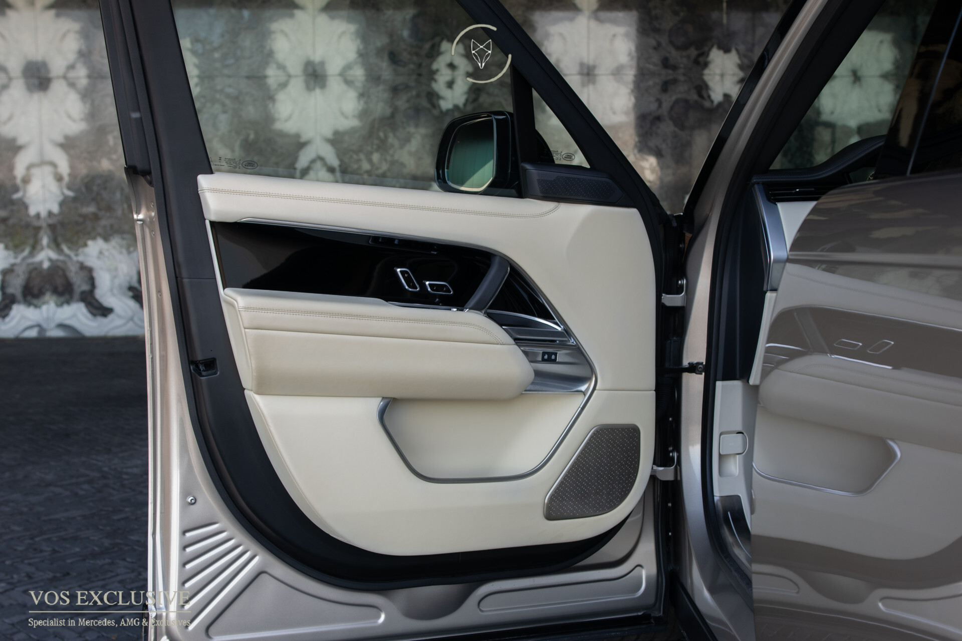 Land Rover Range Rover 3.0 P550e Autobiography PHEV Meridian 3D | Shadow | ACC | Massage | 4x stoelkoeling | HUD | 1e eigenaar | 360° | Garantie t/m 26-09-2029 Foto 7