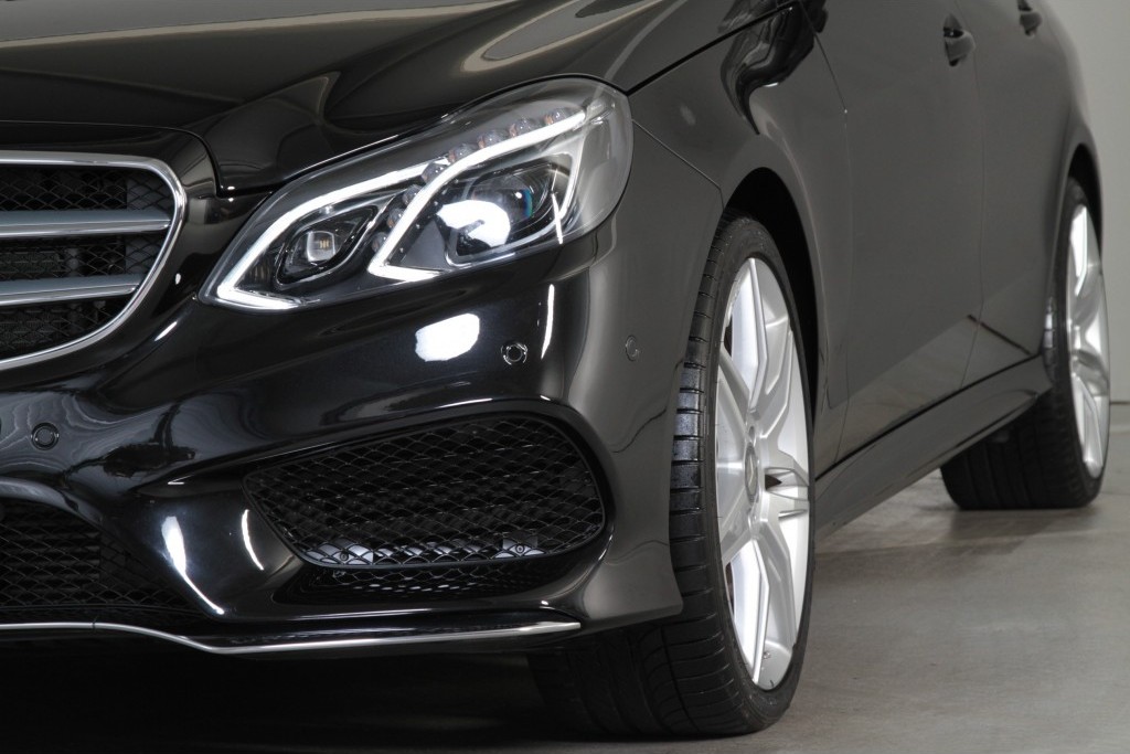 Mercedes-Benz E-Klasse 350 Bluetec AMG Distronic/Harman-Kardon/Dak/Leer Aut9 Foto 6